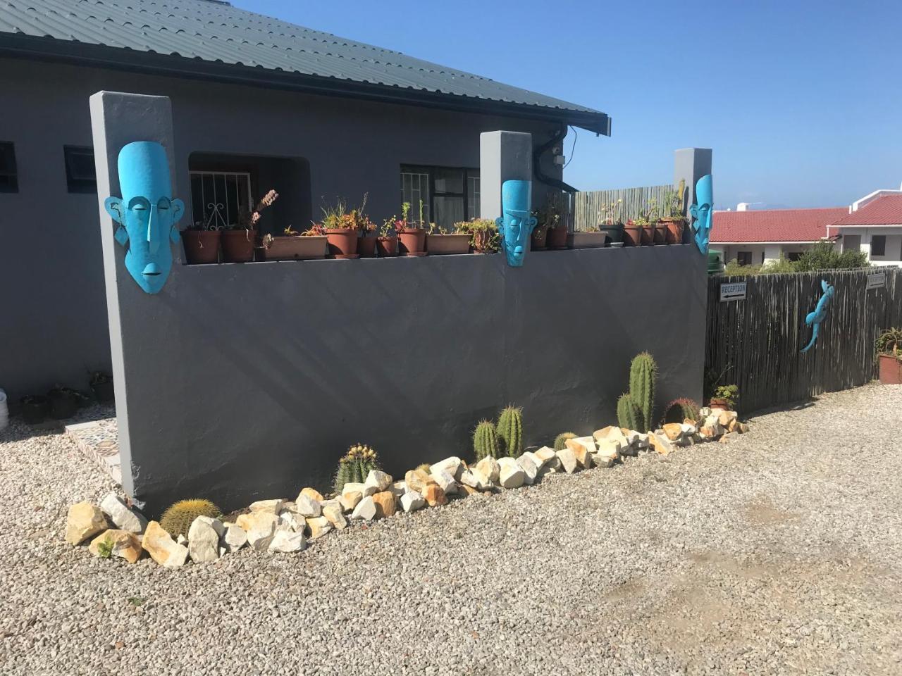 Albergo For Backpackers Plettenberg Bay Exteriör bild